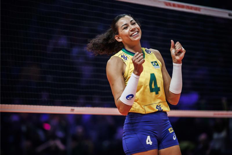 Seleção feminina de Vôlei enfrenta Japão nas quartas de final