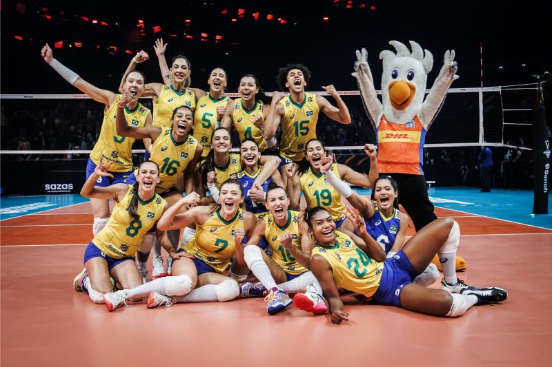 Brasil vence Japão e está na semifinal do Campeonato Mundial de Vôlei