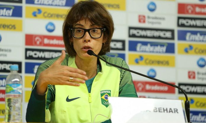 FVMS adia etapa do Estadual para poder contar com Adriana Behar na Capital