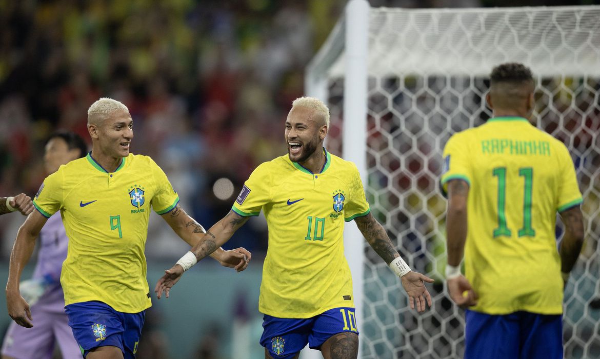 Brasil define classificação no 1.º tempo e goleia Coreia do Sul