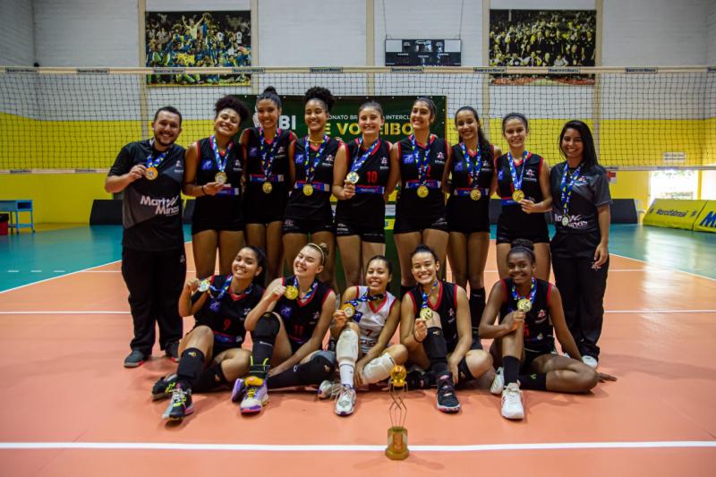 Mackenzie Esporte Clube é campeão do CBI sub-17 feminino de Vôlei