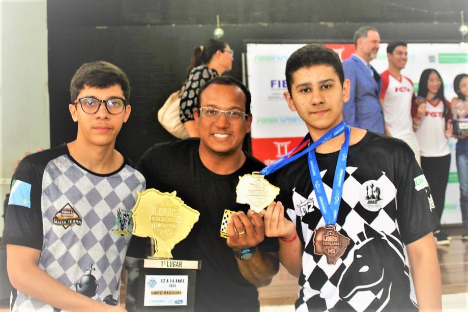 Enxadrista três-lagoense Arthur Neres vence Jogos Escolares