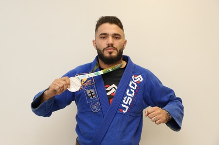 Atleta de Nova Andradina é vice-campeão do Campeonato de Jiu-jitsu