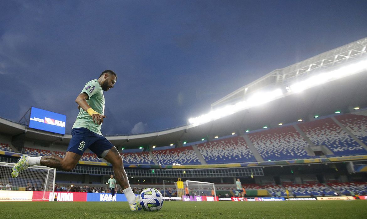 Seleção masculina estreia nas Eliminatórias para a Copa de 2026