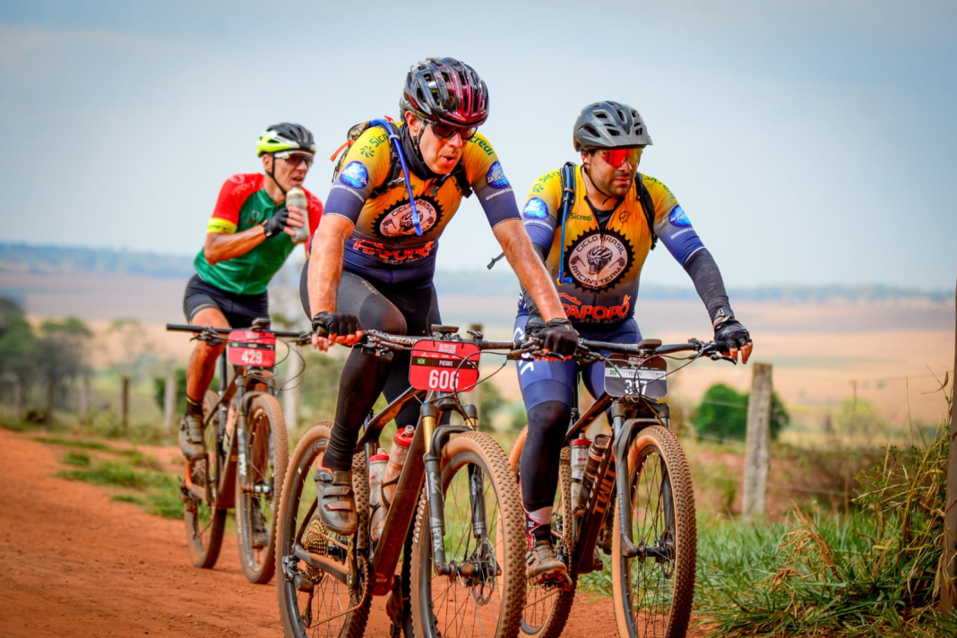 Ciclistas de Ponta Porã disputaram competição em Nova Andradina