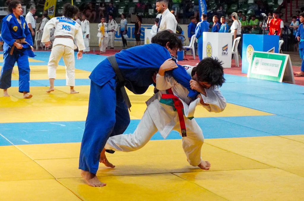 Copa Moura de Judô promoveu encontro de talentos no tatame