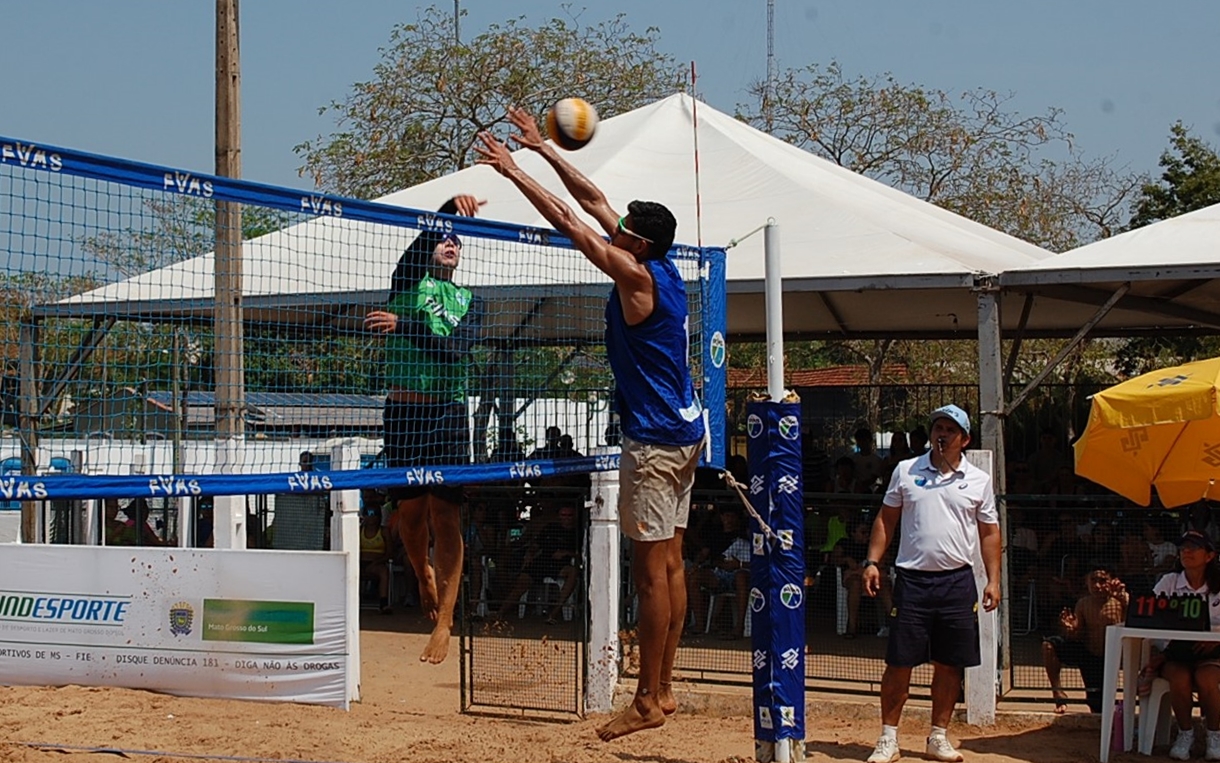 Superpraia e Estadual de Vôlei de Praia reúnem 39 duplas na capital
