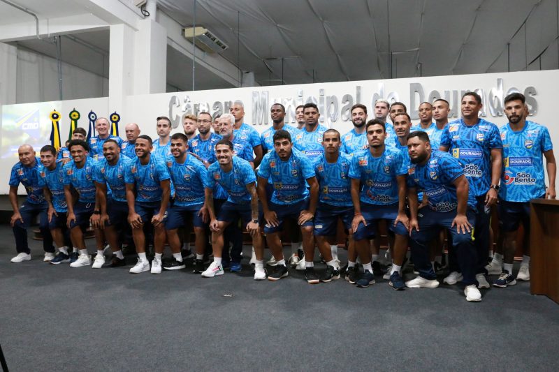 DAC faz apresentação oficial do elenco para o Estadual