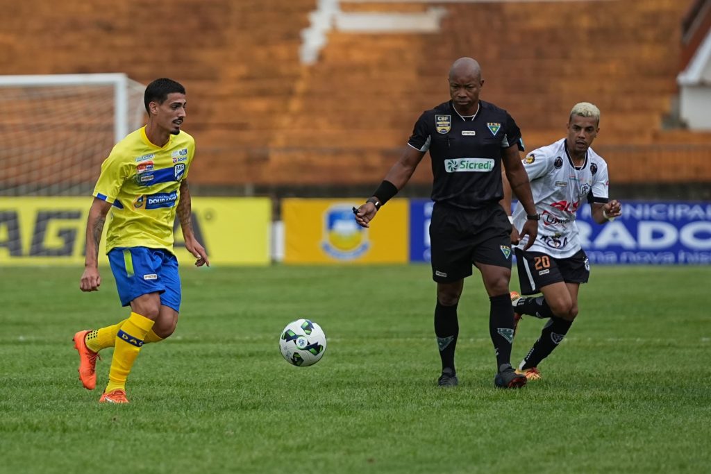 Arbitragem para jogos da rodada de volta do Campeonato Estadual