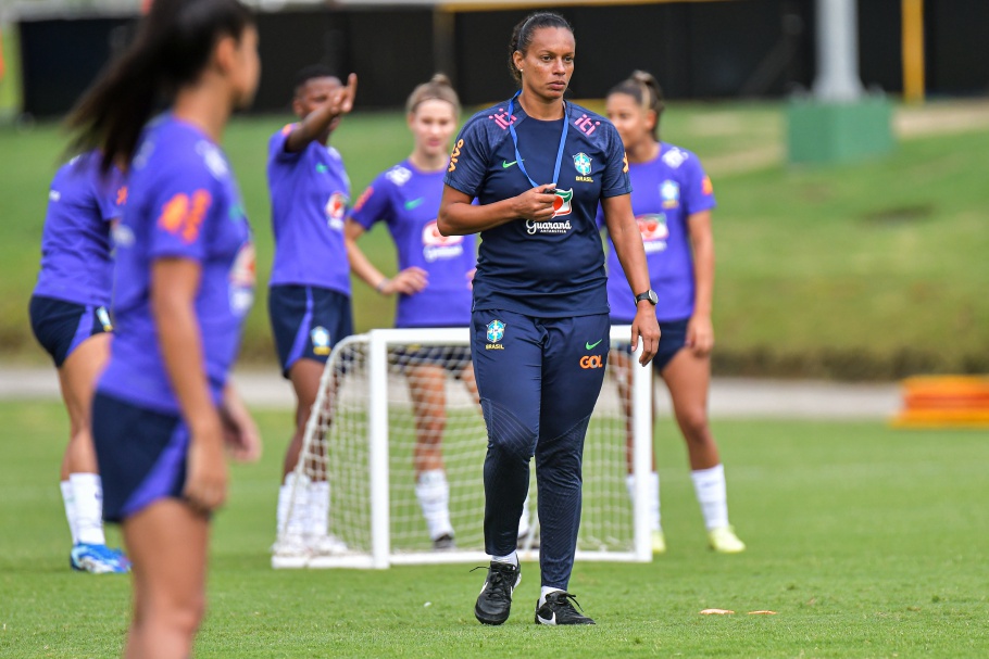 Seleção Brasileira começa preparação para o Sul-Americano Feminino Sub-20