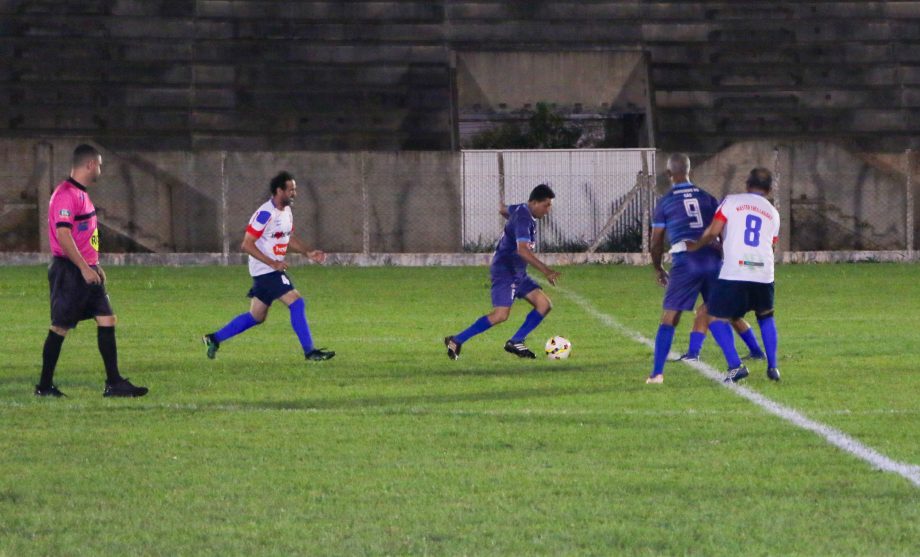 Mais Tintas e Tudo Nóis FC decidem o título do Campeonato Sênior 45+
