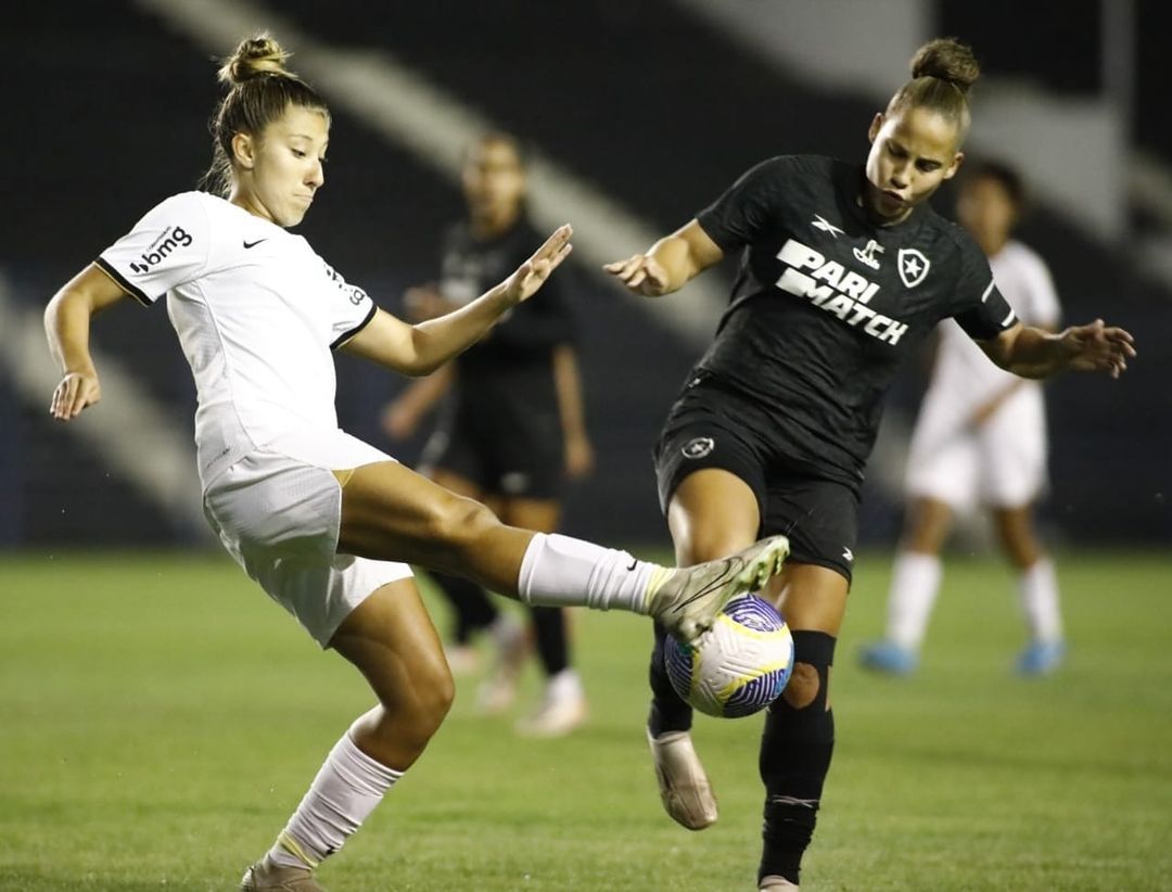Corinthians sai na frente na semifinal do Brasileirão Feminino Sub-20