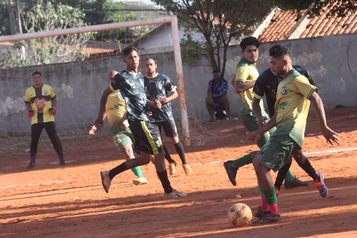 Atlético Segredo x Lava Jato Ceará - Campeonato do Jardim Ta...