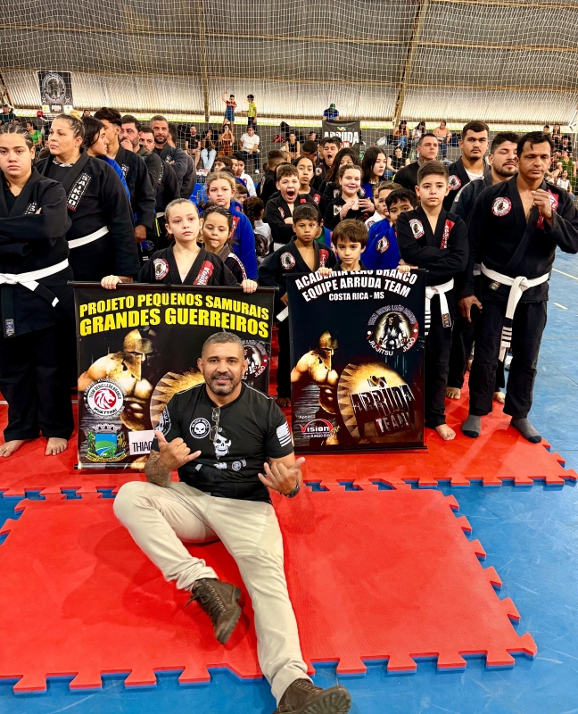 Atletas da Academia Leão Branco conquistam 18 medalhas no 1° Open de Jiu-Jitsu