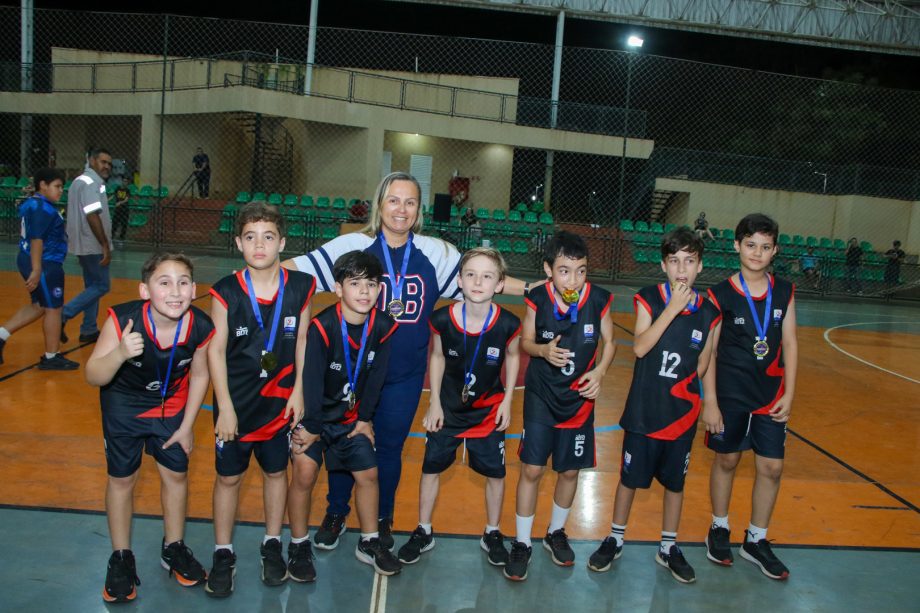 Colégio Salesiano Dom Bosco e Escola General Nelson são Campeões do Basquete