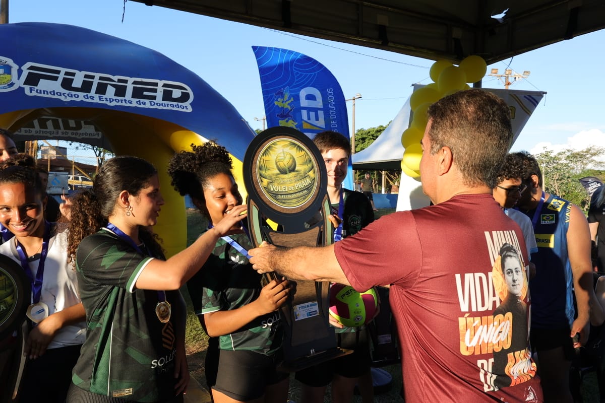Definidos os campeões do Beach Tennis e...